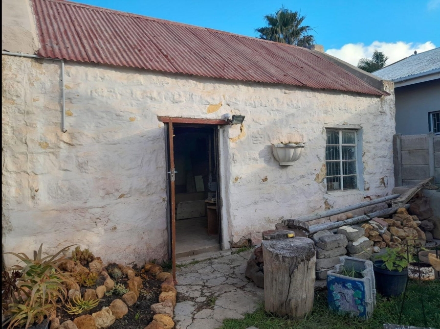 4 Bedroom Property for Sale in Albertinia Western Cape